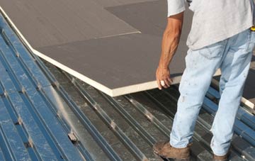 benefits of insulating Polladras flat roofing